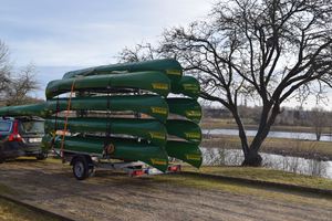 Canoe bout rental